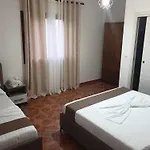Centre *
