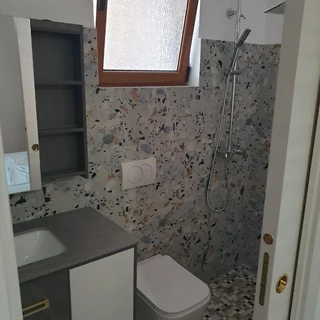 Centre Guest house *